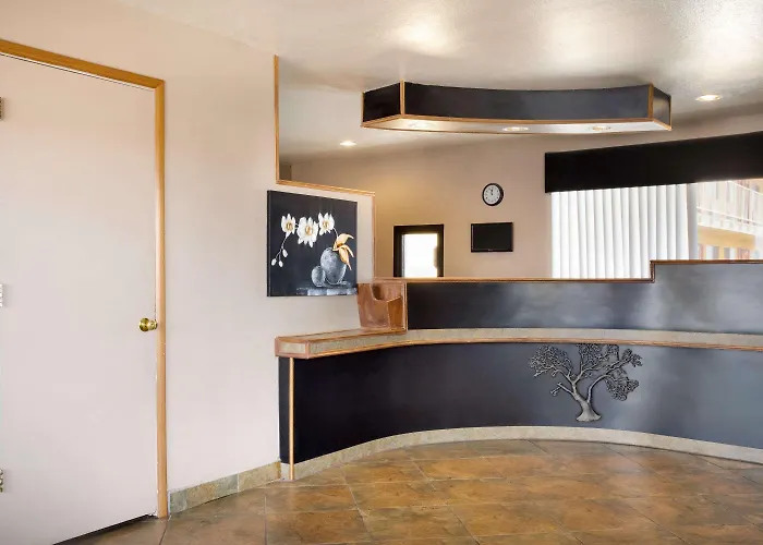 Hotel Clarion Pointe I-40 Winslow