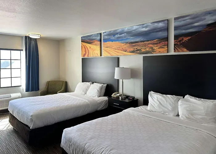 Clarion Pointe I-40 Hotel Winslow